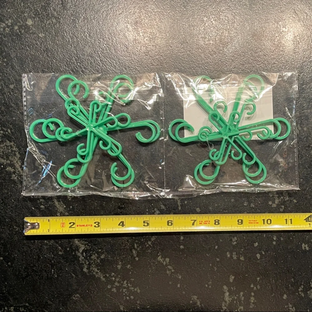 Two Sets of Plant Stem Supports, 8 Pieces, Var. Sizes. (NWOT) - Picture 3 of 6